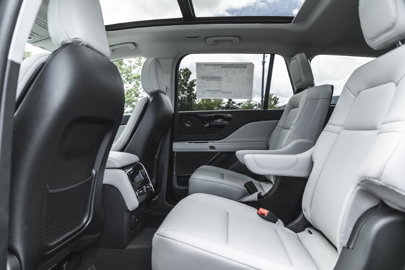 2026 Lincoln Aviator Premiere in Nanaimo, British Columbia - 22 - w1024h768px
