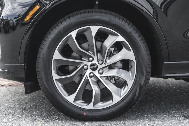 2026 Lincoln Aviator Premiere in Nanaimo, British Columbia - 5 - w1024h768px