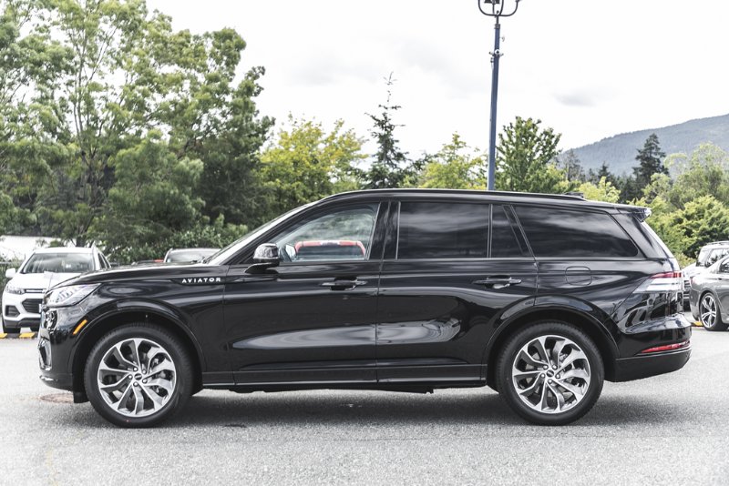 2026 Lincoln Aviator Premiere in Nanaimo, British Columbia - 7 - w1024h768px