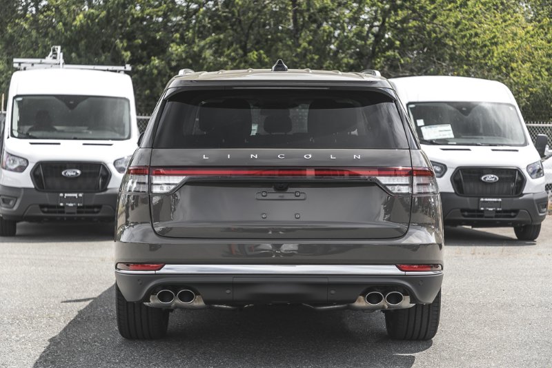 2026 Lincoln Aviator Reserve in Nanaimo, British Columbia - 9 - w1024h768px