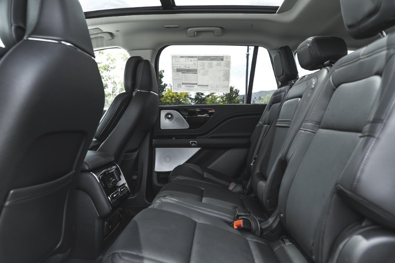 2026 Lincoln Aviator Reserve in Nanaimo, British Columbia - 21 - w1024h768px
