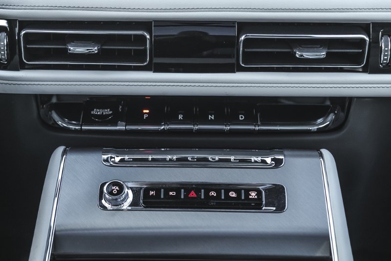 2026 Lincoln Aviator Premiere in Nanaimo, British Columbia - 28 - w1024h768px