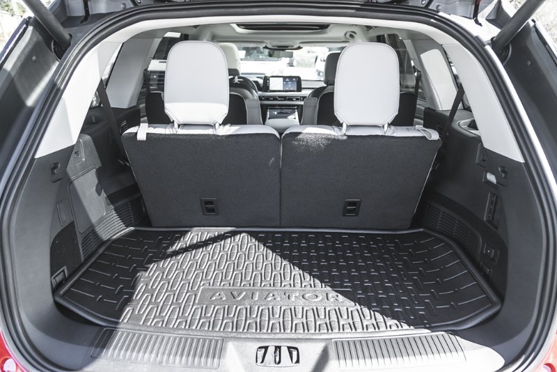 2026 Lincoln Aviator Premiere in Nanaimo, British Columbia - 12 - w1024h768px