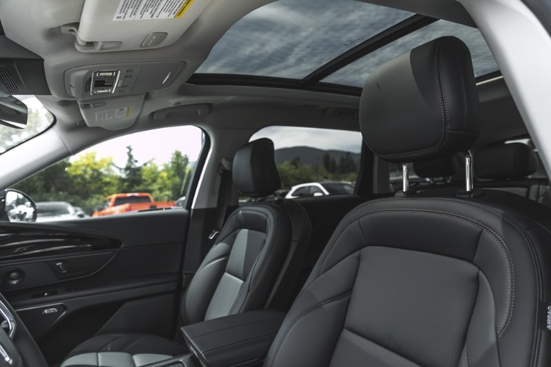 2026 Lincoln Nautilus Premiere in Nanaimo, British Columbia - 21 - w1024h768px