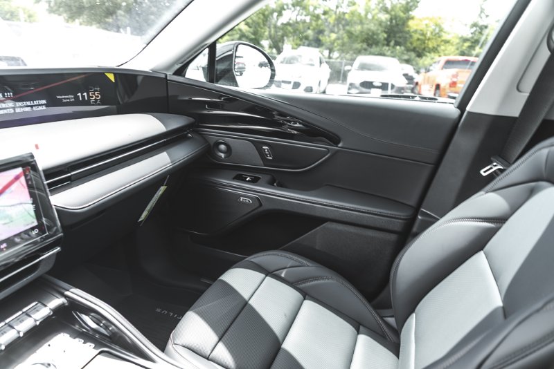2026 Lincoln Nautilus Premiere in Nanaimo, British Columbia - 41 - w1024h768px