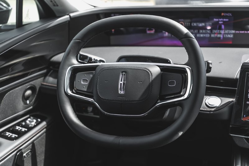 2026 Lincoln Nautilus Premiere in Nanaimo, British Columbia - 25 - w1024h768px
