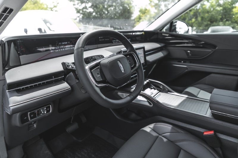 2026 Lincoln Nautilus Premiere in Nanaimo, British Columbia - 17 - w1024h768px