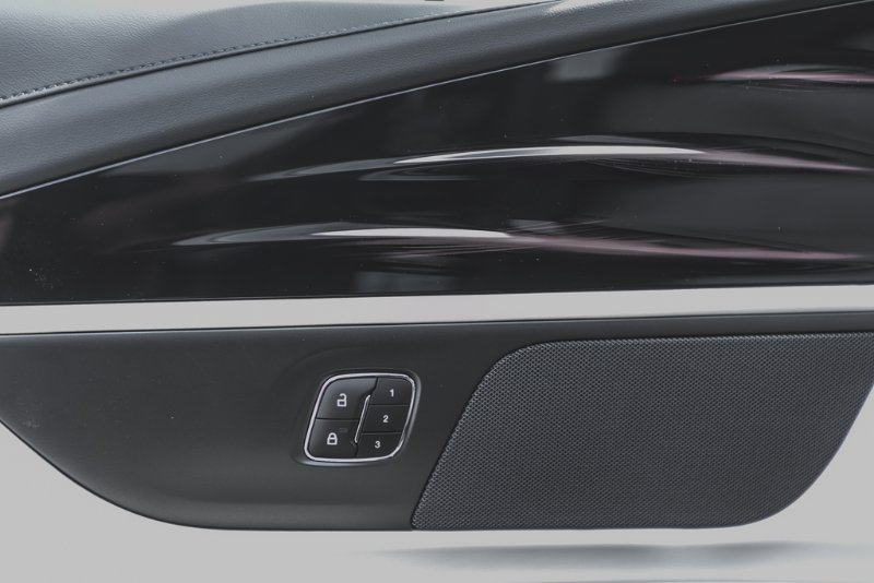2026 Lincoln Nautilus Premiere in Nanaimo, British Columbia - 14 - w1024h768px