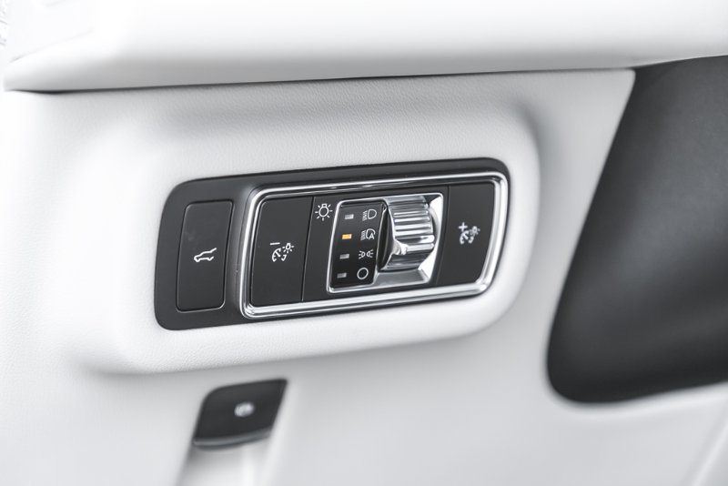 2026 Lincoln Nautilus Premiere in Nanaimo, British Columbia - 16 - w1024h768px