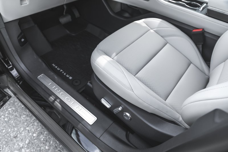 2026 Lincoln Nautilus Premiere in Nanaimo, British Columbia - 18 - w1024h768px