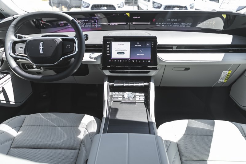 2026 Lincoln Nautilus Premiere in Nanaimo, British Columbia - 24 - w1024h768px