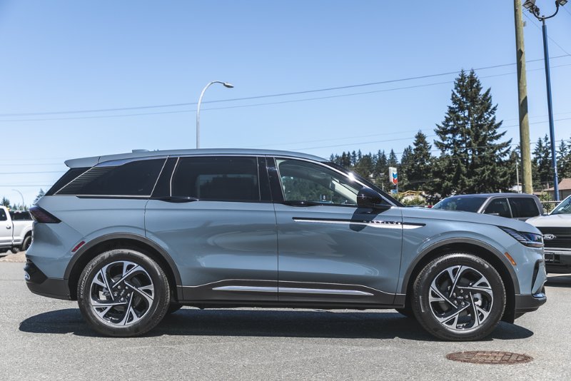 2026 Lincoln Nautilus Premiere in Nanaimo, British Columbia - 11 - w1024h768px