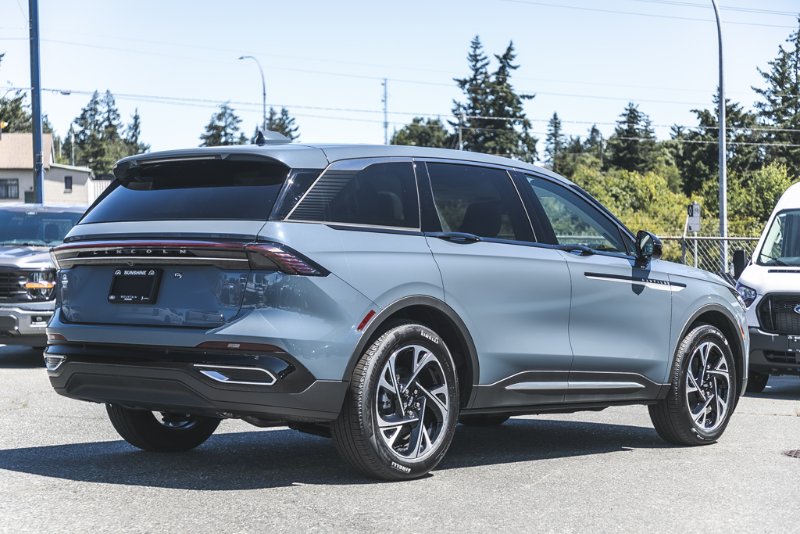 2026 Lincoln Nautilus Premiere in Nanaimo, British Columbia - 10 - w1024h768px