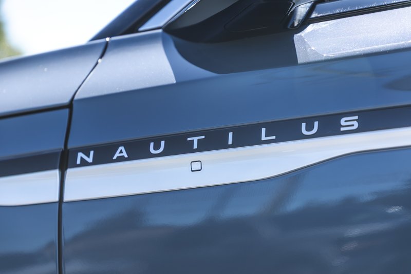 2026 Lincoln Nautilus Premiere in Nanaimo, British Columbia - 6 - w1024h768px