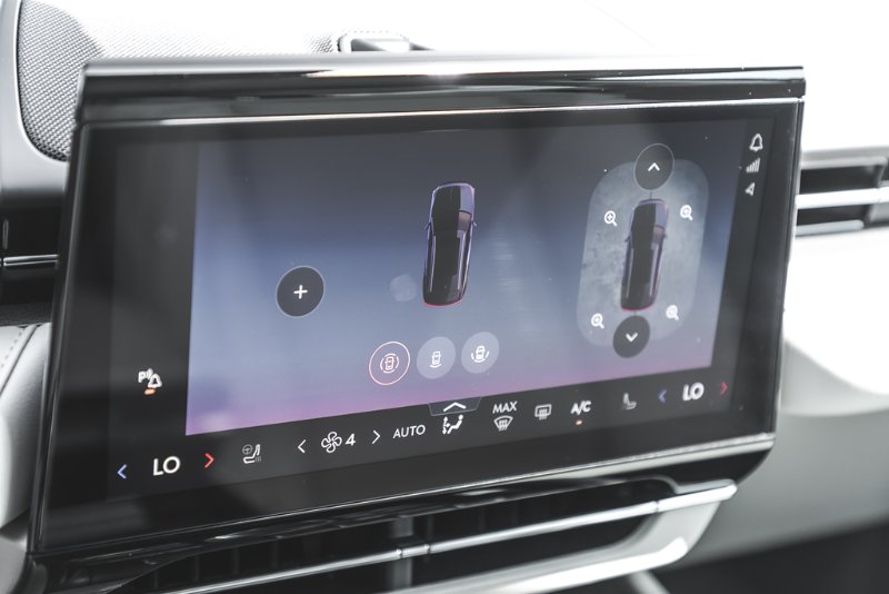 2026 Lincoln Nautilus Premiere in Nanaimo, British Columbia - 36 - w1024h768px