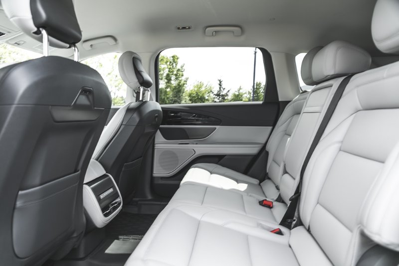 2026 Lincoln Nautilus Premiere in Nanaimo, British Columbia - 22 - w1024h768px