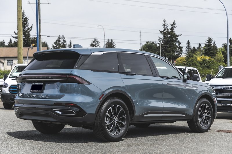 2026 Lincoln Nautilus Premiere in Nanaimo, British Columbia - 10 - w1024h768px