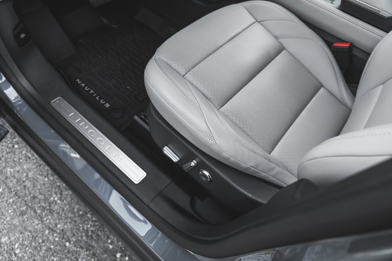2026 Lincoln Nautilus Premiere in Nanaimo, British Columbia - 19 - w1024h768px