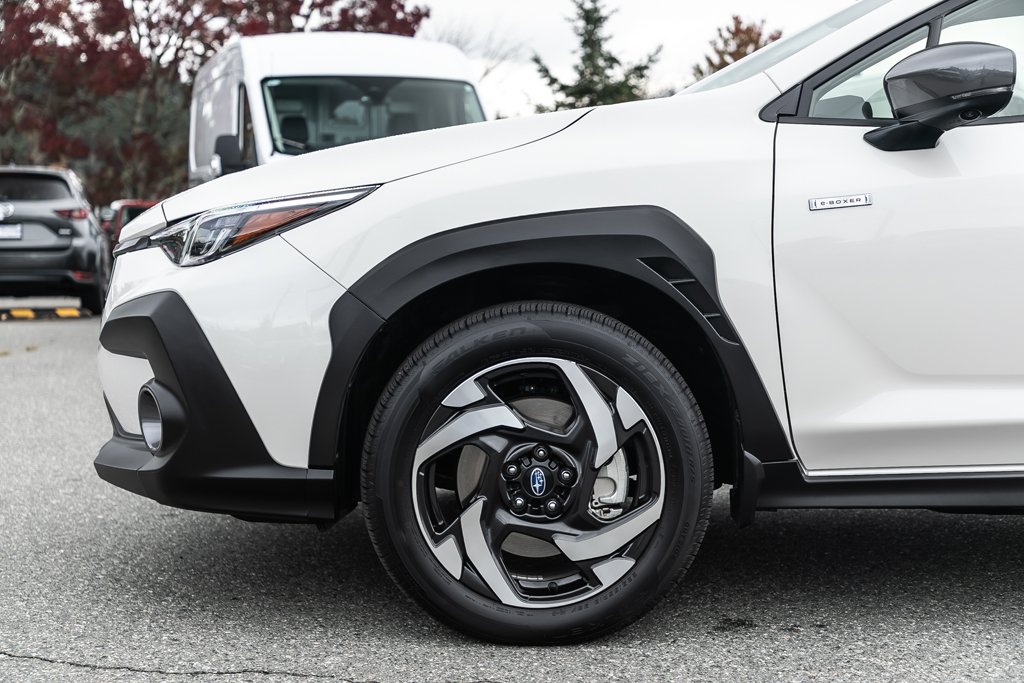 2026 Subaru Crosstrek Hybrid Limited in Nanaimo, British Columbia - 4 - w1024h768px