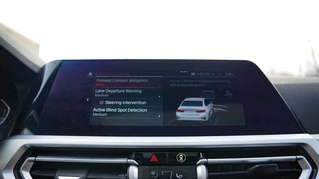2021 BMW 3 Series 330i xDrive in Mississauga, Ontario - 14 - w1024h768px