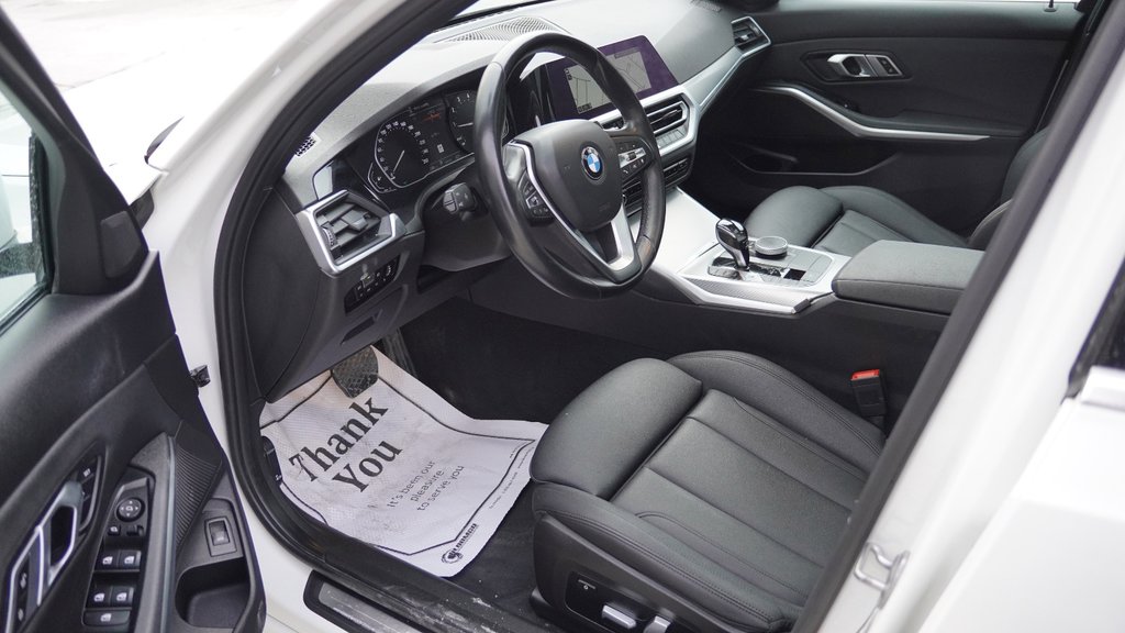 2021 BMW 3 Series 330i xDrive in Mississauga, Ontario - 15 - w1024h768px