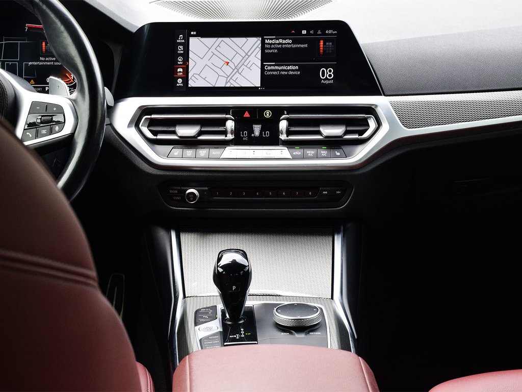 2022 BMW 3 Series 330i xDrive in Mississauga, Ontario - 14 - w1024h768px