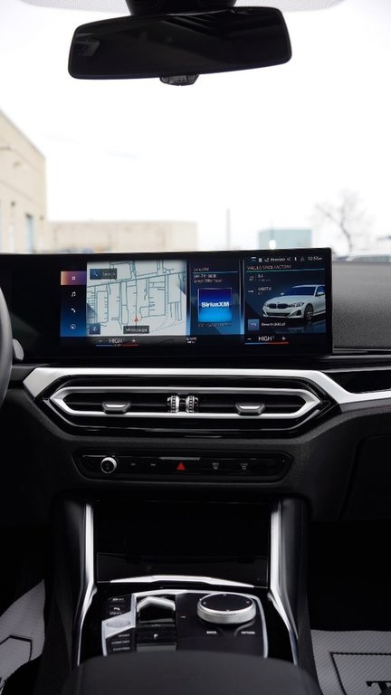 2023 BMW 3 Series 330I XDRIVE in Mississauga, Ontario - 11 - w1024h768px