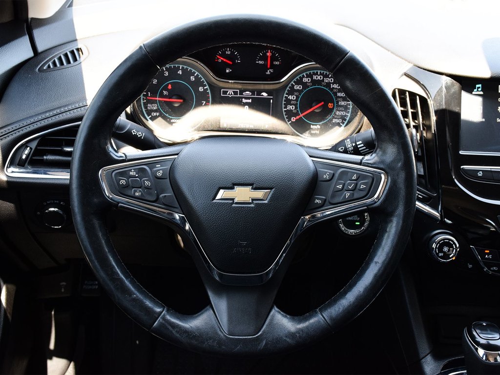 2017 Chevrolet Cruze Premier in Mississauga, Ontario - 15 - w1024h768px
