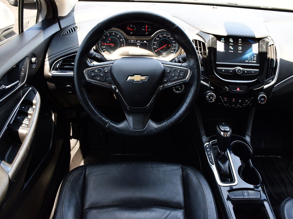 2017 Chevrolet Cruze Premier in Mississauga, Ontario - 14 - w1024h768px