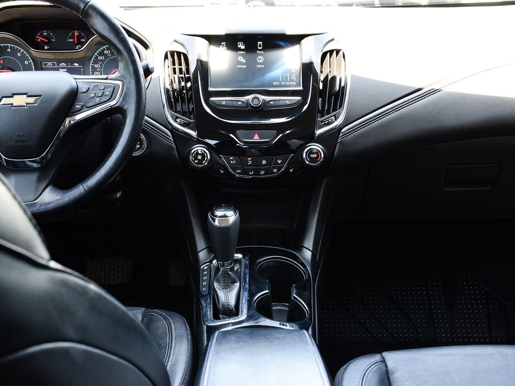 2017 Chevrolet Cruze Premier in Mississauga, Ontario - 12 - w1024h768px