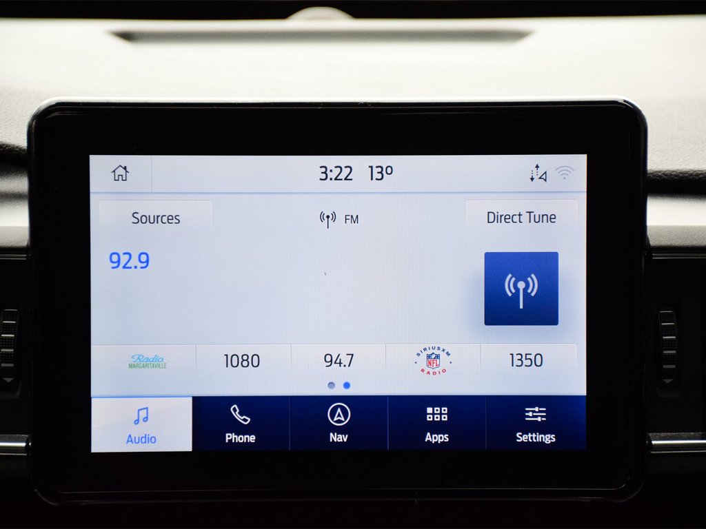 2021 Ford Explorer XLT in Mississauga, Ontario - 15 - w1024h768px