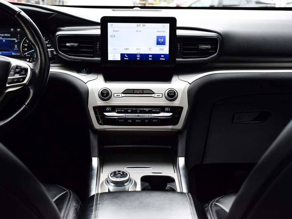 2021 Ford Explorer XLT in Mississauga, Ontario - 13 - w1024h768px