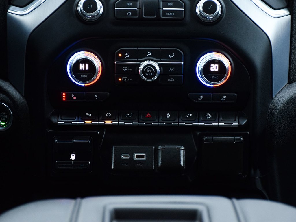 2021 GMC Sierra 1500 Elevation in Mississauga, Ontario - 17 - w1024h768px