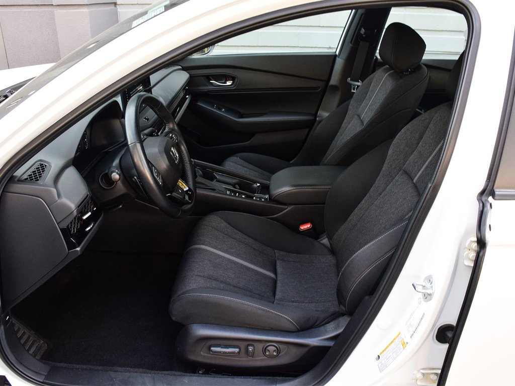 2024 Honda Accord Hybrid Sport in Mississauga, Ontario - 8 - w1024h768px