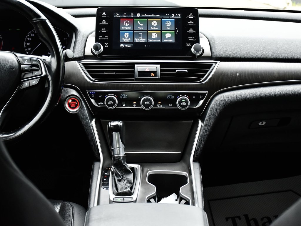 2019 Honda Accord Sedan Touring in Mississauga, Ontario - 13 - w1024h768px