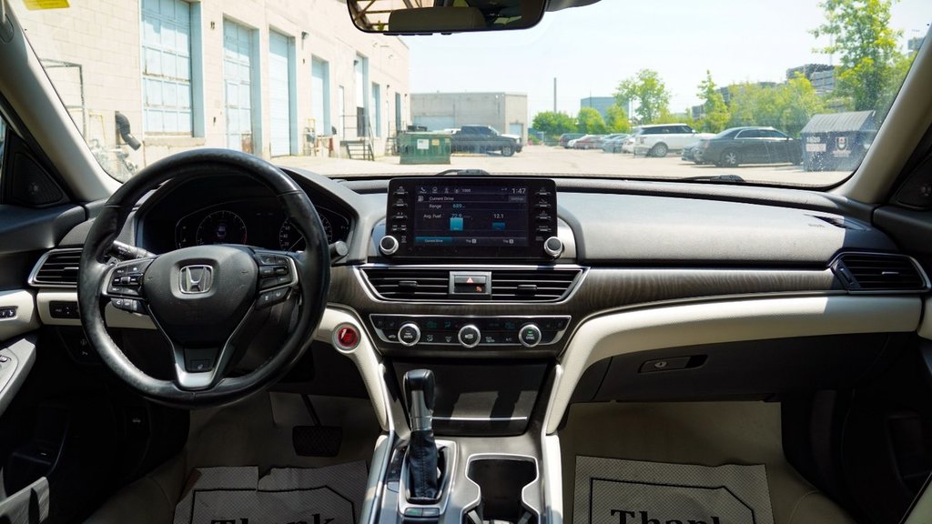 2020 Honda Accord Sedan TOURING in Mississauga, Ontario - 9 - w1024h768px