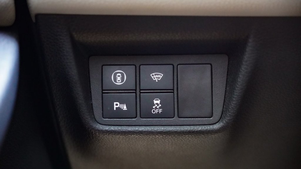 2020 Honda Accord Sedan TOURING in Mississauga, Ontario - 18 - w1024h768px