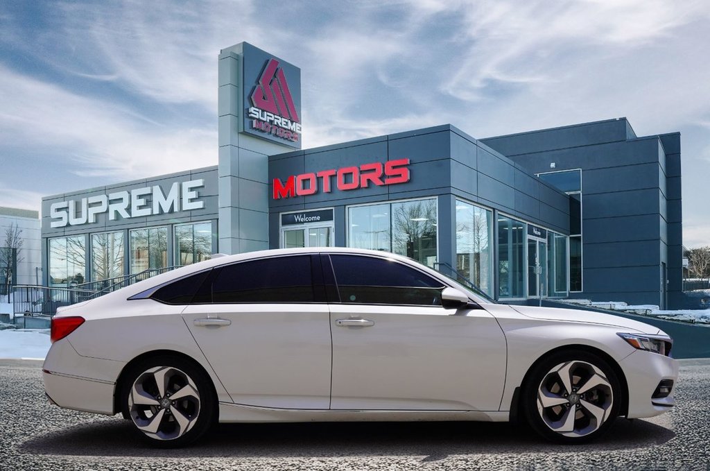 2020 Honda Accord Sedan TOURING in Mississauga, Ontario - 8 - w1024h768px