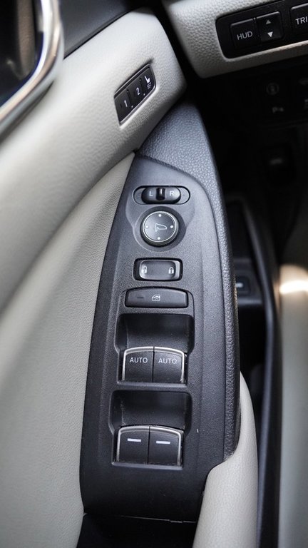 2020 Honda Accord Sedan TOURING in Mississauga, Ontario - 19 - w1024h768px