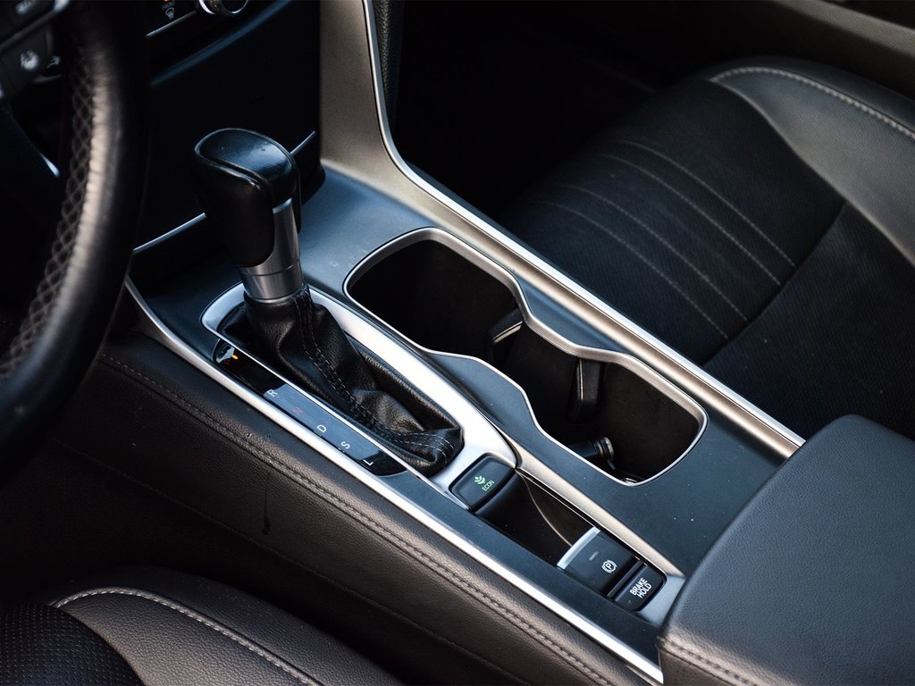 2020 Honda Accord Sedan EX-L in Mississauga, Ontario - 8 - w1024h768px