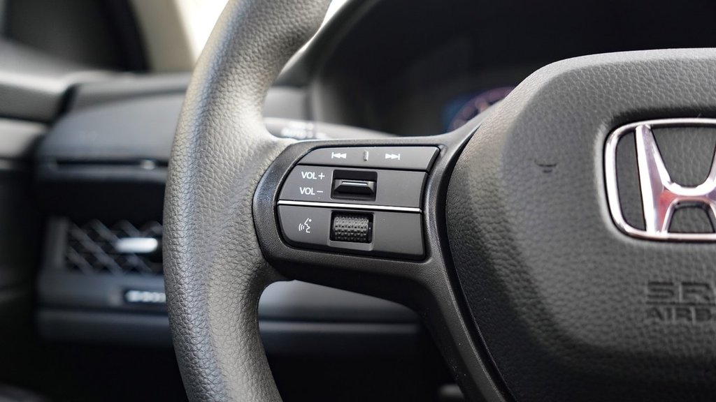 2024 Honda Accord Sedan EX in Mississauga, Ontario - 15 - w1024h768px