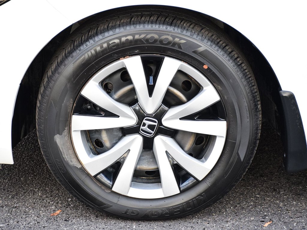 2022 Honda Civic Sedan LX in Mississauga, Ontario - 5 - w1024h768px