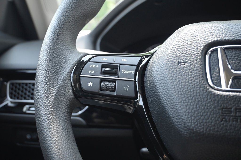 2023 Honda Civic Sedan LX in Mississauga, Ontario - 12 - w1024h768px