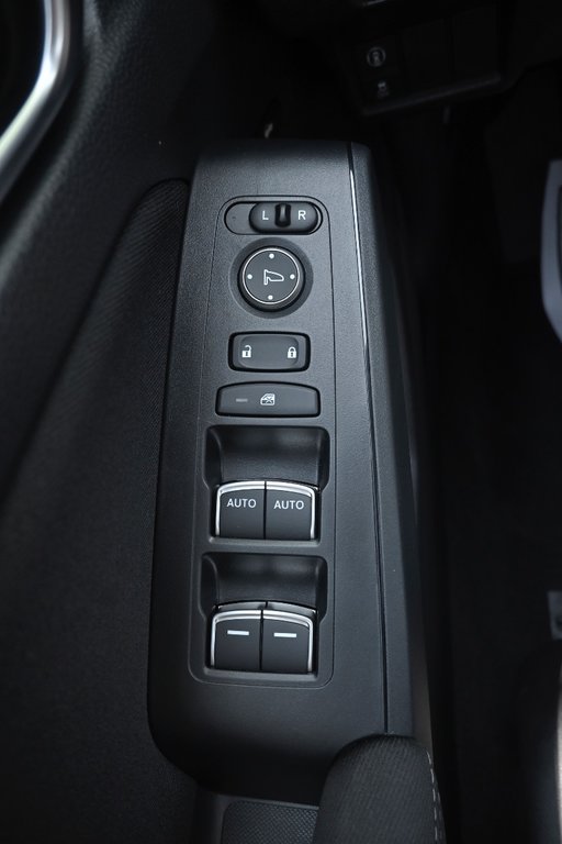 2023 Honda Civic Sedan LX in Mississauga, Ontario - 8 - w1024h768px