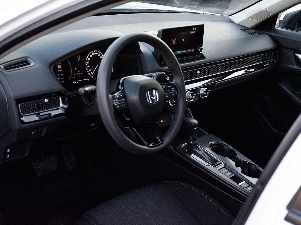 2023 Honda Civic Sedan LX in Mississauga, Ontario - 6 - w1024h768px