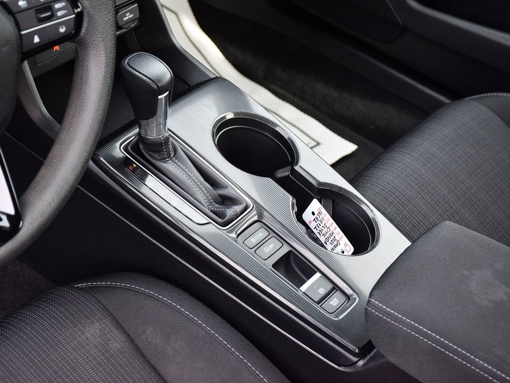 2024 Honda Civic Sedan LX-B in Mississauga, Ontario - 9 - w1024h768px