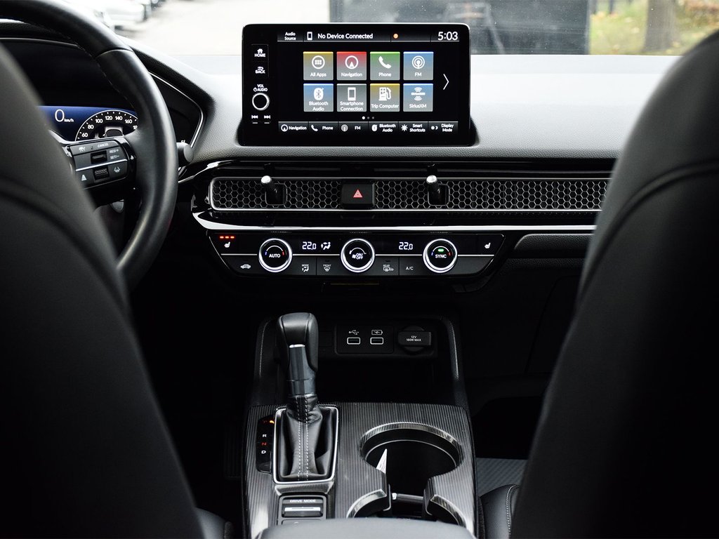 2024 Honda Civic Sedan Touring in Mississauga, Ontario - 13 - w1024h768px