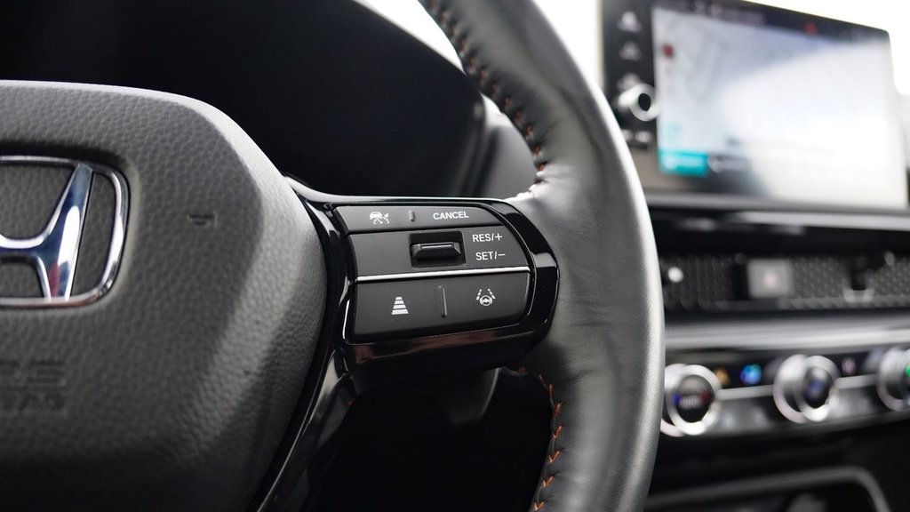 2023 Honda CR-V HYBRID TOURING in Mississauga, Ontario - 16 - w1024h768px