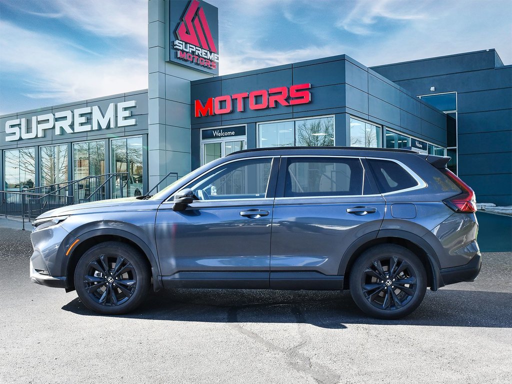 2024 Honda CR-V HYBRID Touring in Mississauga, Ontario - 4 - w1024h768px