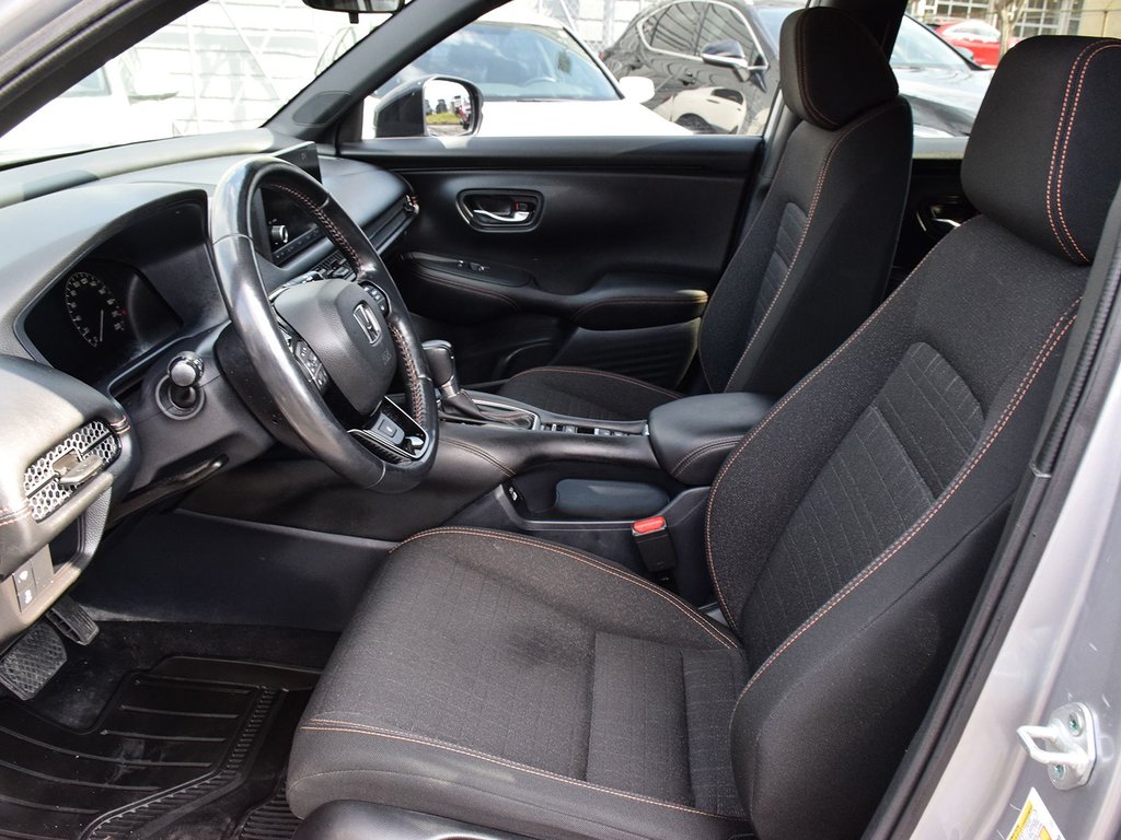 2023 Honda HR-V Sport AWD in Mississauga, Ontario - 8 - w1024h768px